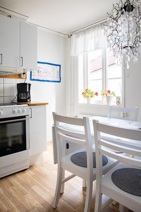 Karl-Oskars Krypin Apartment Visby Bagian luar foto